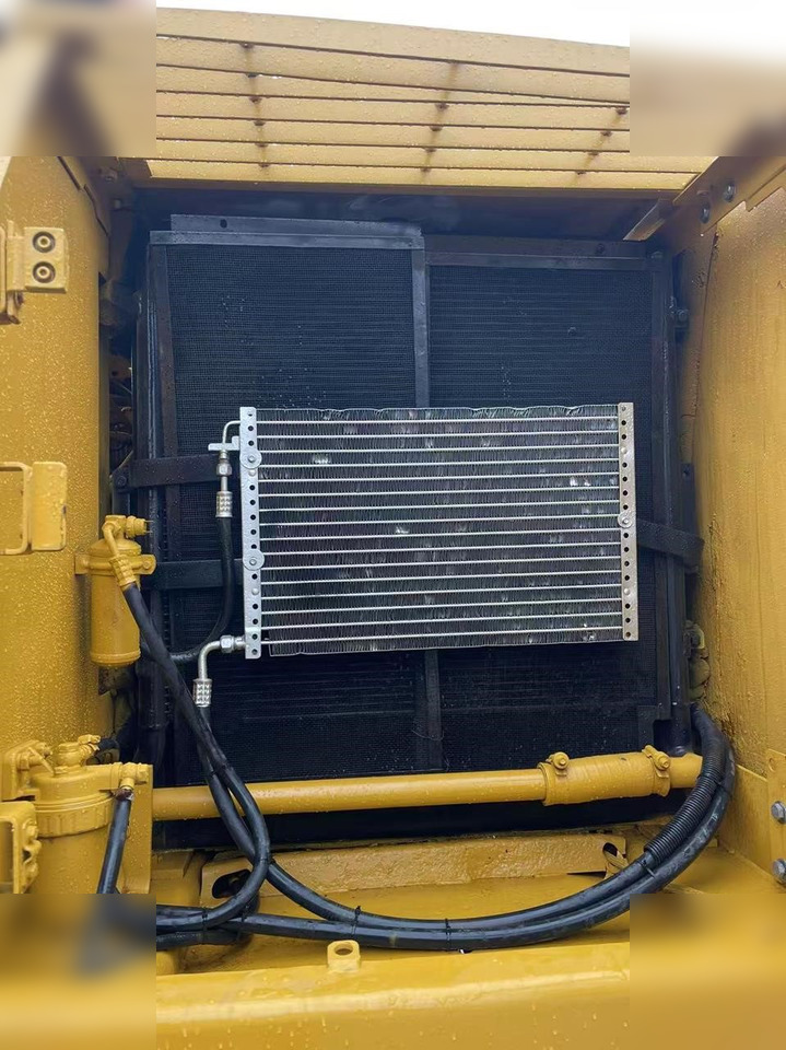 Гусеничный экскаватор CATERPILLAR 320CL: фото 6