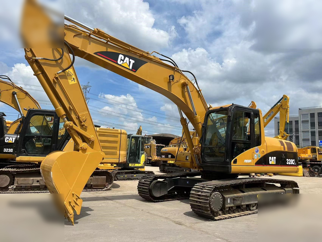 CATERPILLAR 320CL - Гусеничный экскаватор: фото 5 CATERPILLAR 320CL - Гусеничный экскаватор: фото 5
