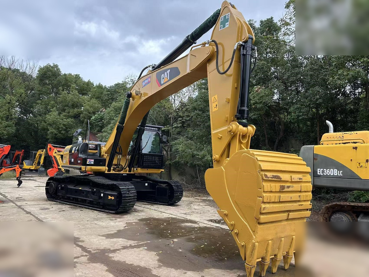 CATERPILLAR 336D - Гусеничный экскаватор: фото 1 CATERPILLAR 336D - Гусеничный экскаватор: фото 1