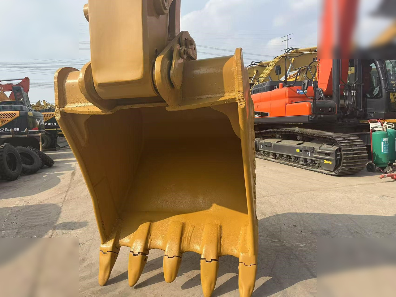 CATERPILLAR 336D - Гусеничный экскаватор: фото 4 CATERPILLAR 336D - Гусеничный экскаватор: фото 4