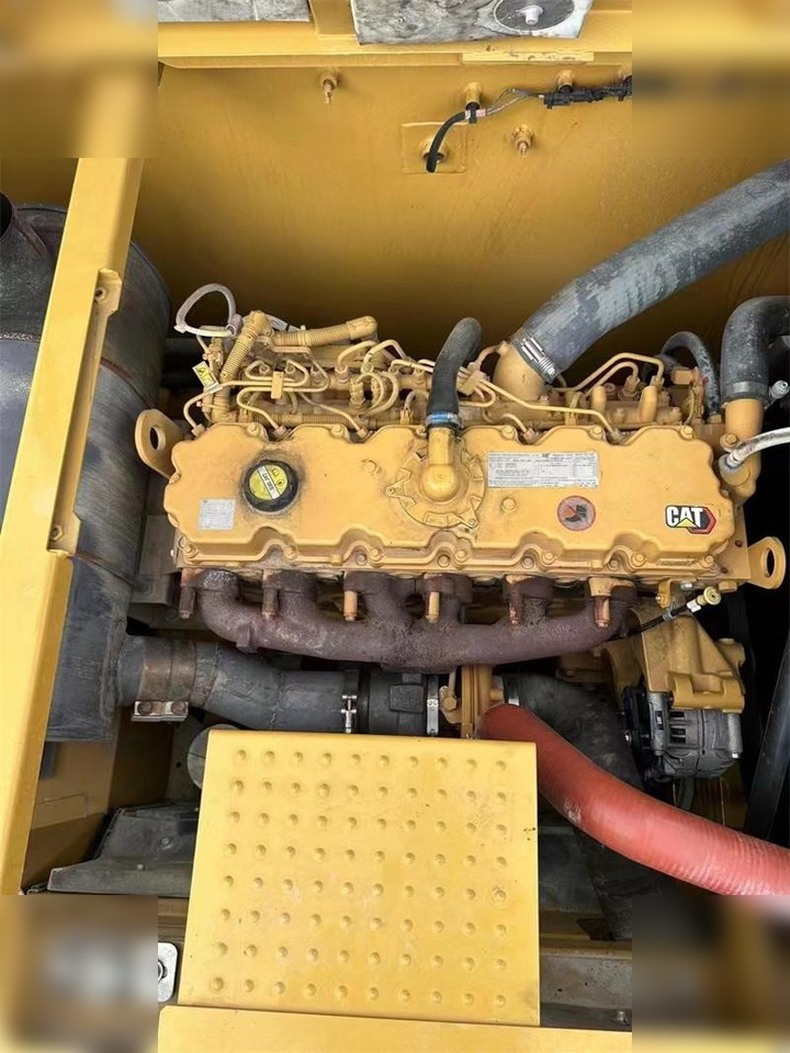 CATERPILLAR 336GC - Гусеничный экскаватор: фото 3 CATERPILLAR 336GC - Гусеничный экскаватор: фото 3