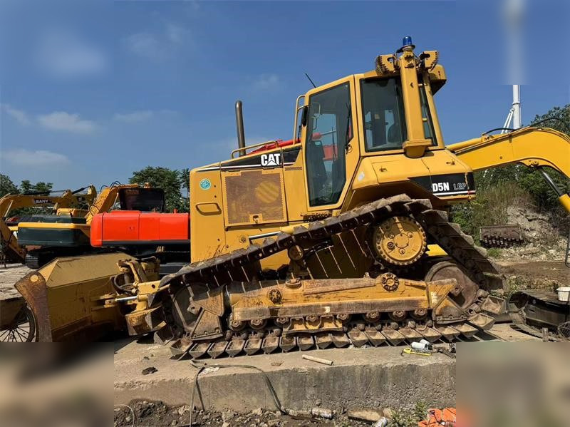 CATERPILLAR D5N - Бульдозер: фото 5 CATERPILLAR D5N - Бульдозер: фото 5