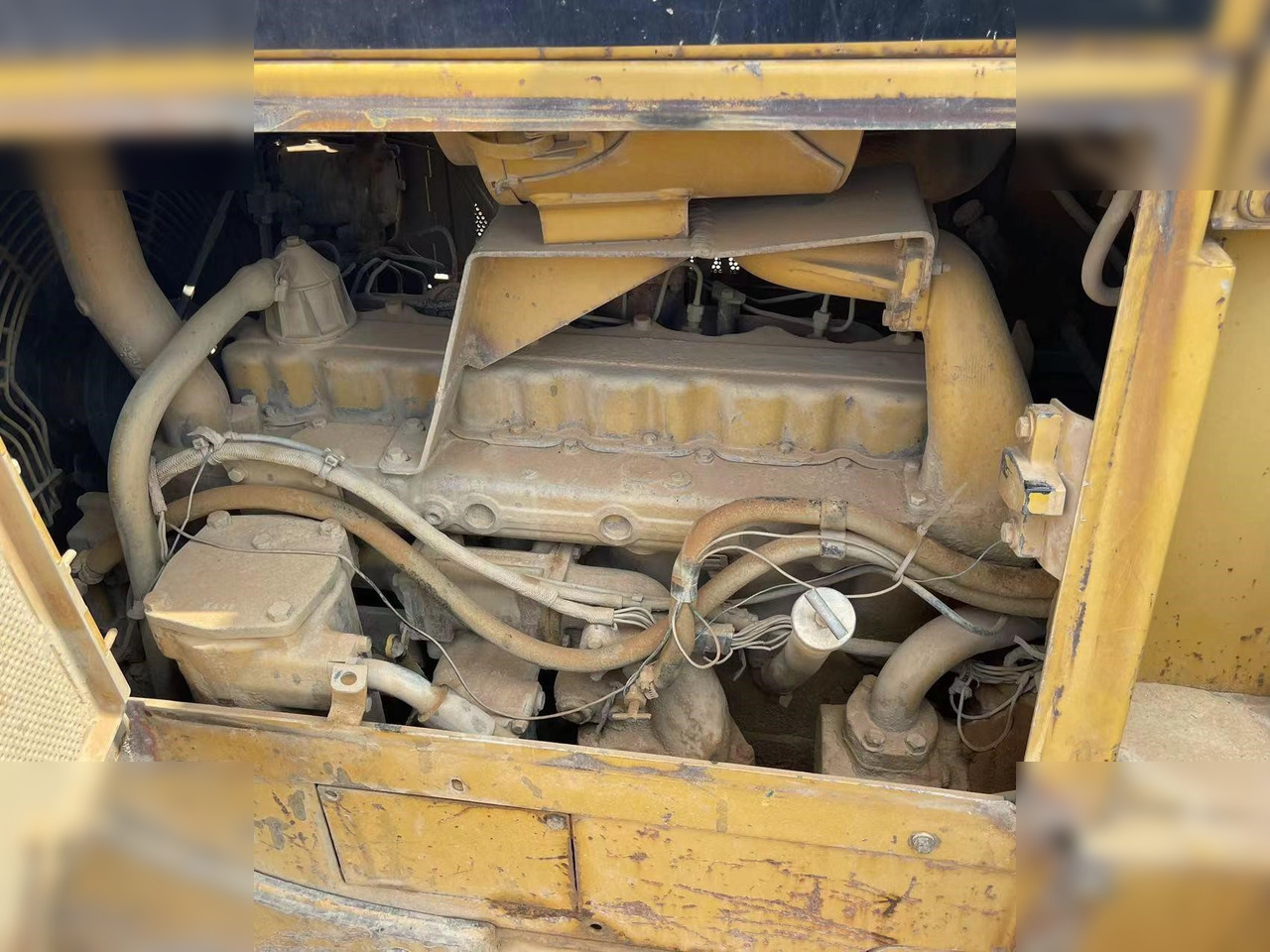 CATERPILLAR D6G - Бульдозер: фото 5 CATERPILLAR D6G - Бульдозер: фото 5