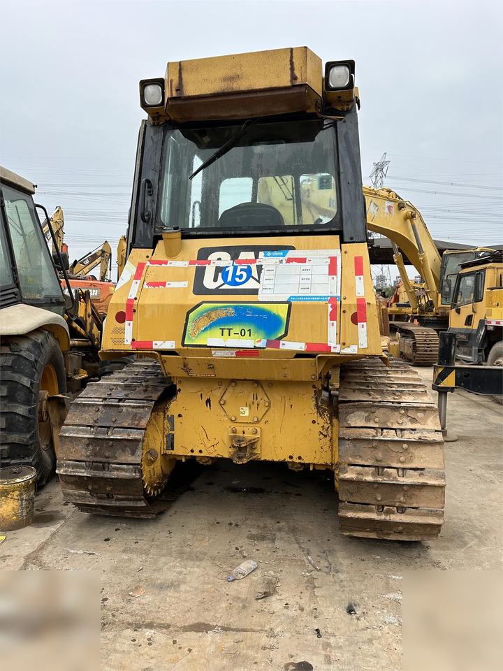 CATERPILLAR D6G2 XL - Бульдозер: фото 2 CATERPILLAR D6G2 XL - Бульдозер: фото 2