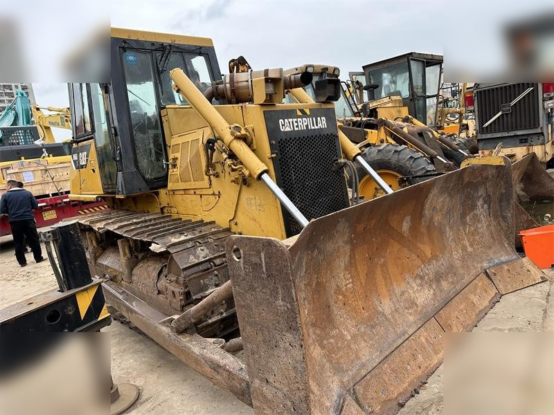 CATERPILLAR D6G2 XL - Бульдозер: фото 1 CATERPILLAR D6G2 XL - Бульдозер: фото 1