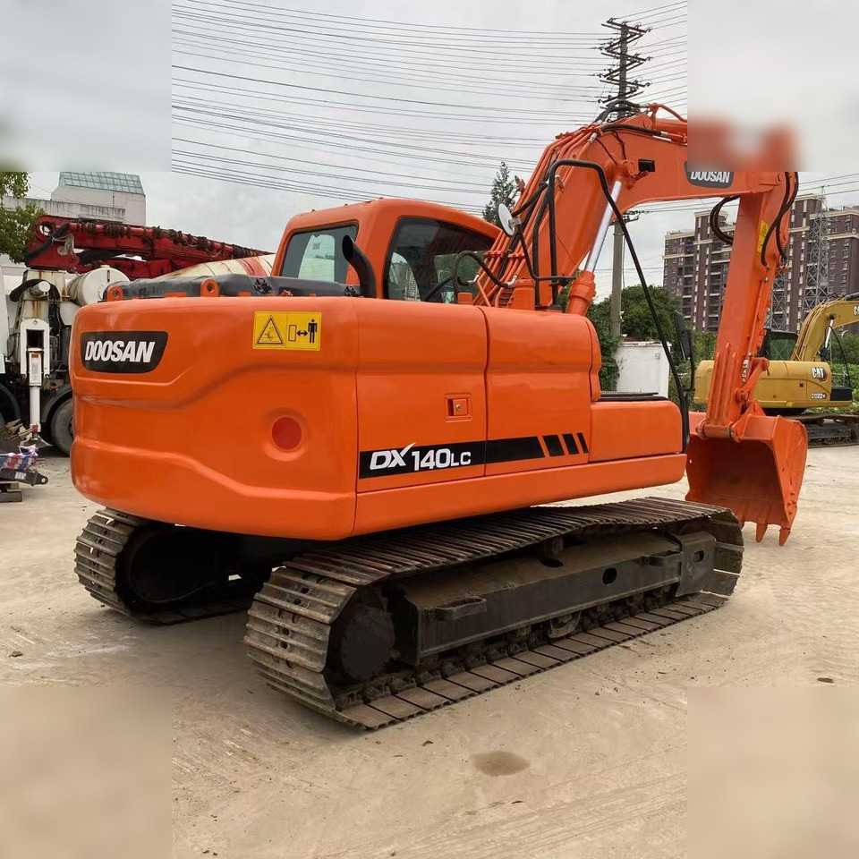 DOOSAN DX140 LC - Гусеничный экскаватор: фото 1 DOOSAN DX140 LC - Гусеничный экскаватор: фото 1