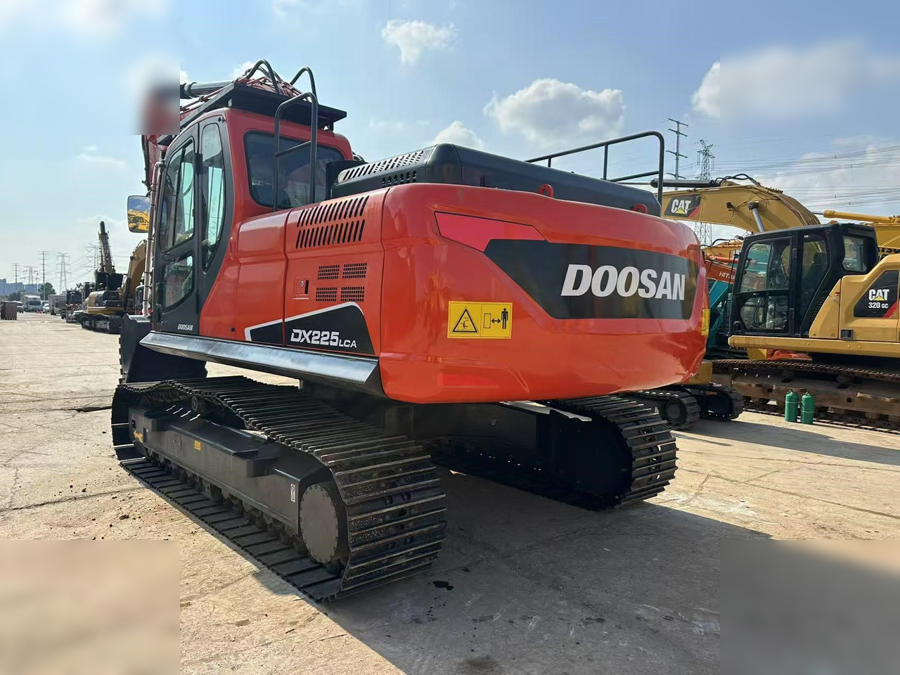 DOOSAN DX225 LCA - Гусеничный экскаватор: фото 4 DOOSAN DX225 LCA - Гусеничный экскаватор: фото 4