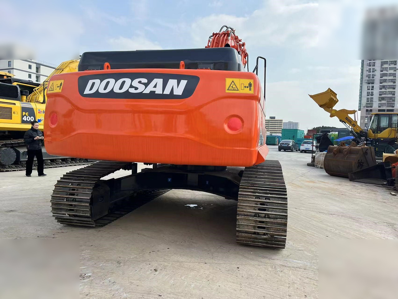 DOOSAN DX300 LC-9C - Гусеничный экскаватор: фото 5 DOOSAN DX300 LC-9C - Гусеничный экскаватор: фото 5