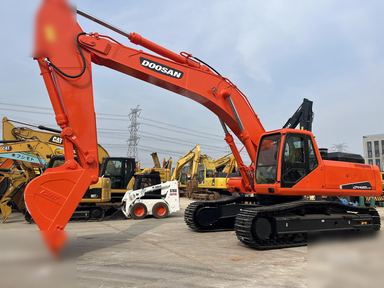 Гусеничный экскаватор DOOSAN DX420 LC-9C: фото 6