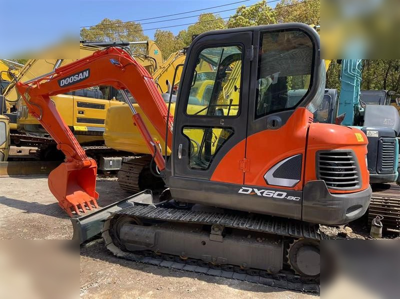 DOOSAN DX60E-9C - Мини-экскаватор: фото 1 DOOSAN DX60E-9C - Мини-экскаватор: фото 1