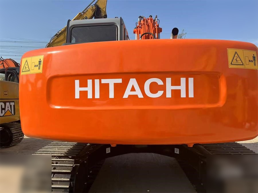 HITACHI EX120-5 - Гусеничный экскаватор: фото 4 HITACHI EX120-5 - Гусеничный экскаватор: фото 4