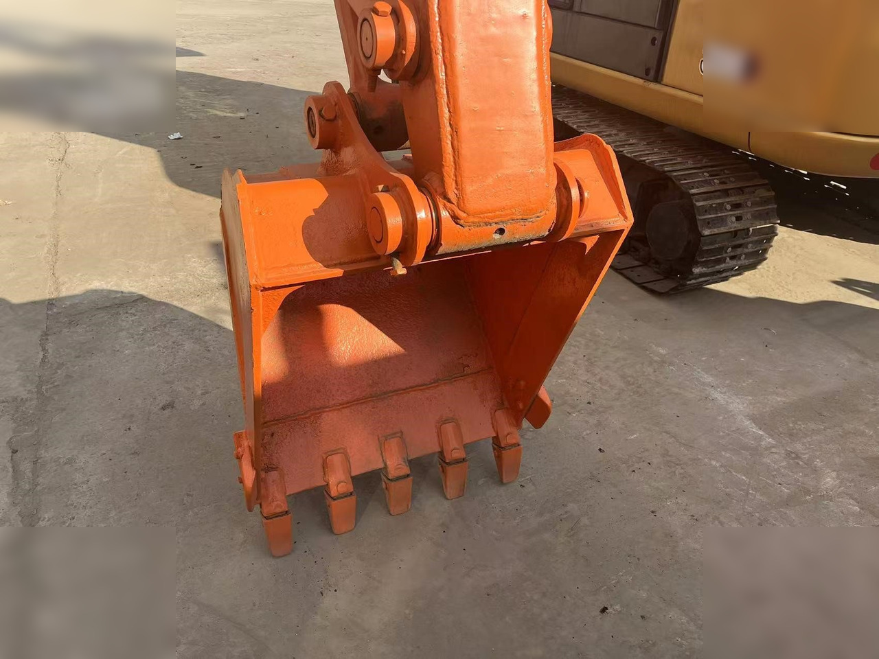 HITACHI EX60-5 - Гусеничный экскаватор: фото 5 HITACHI EX60-5 - Гусеничный экскаватор: фото 5