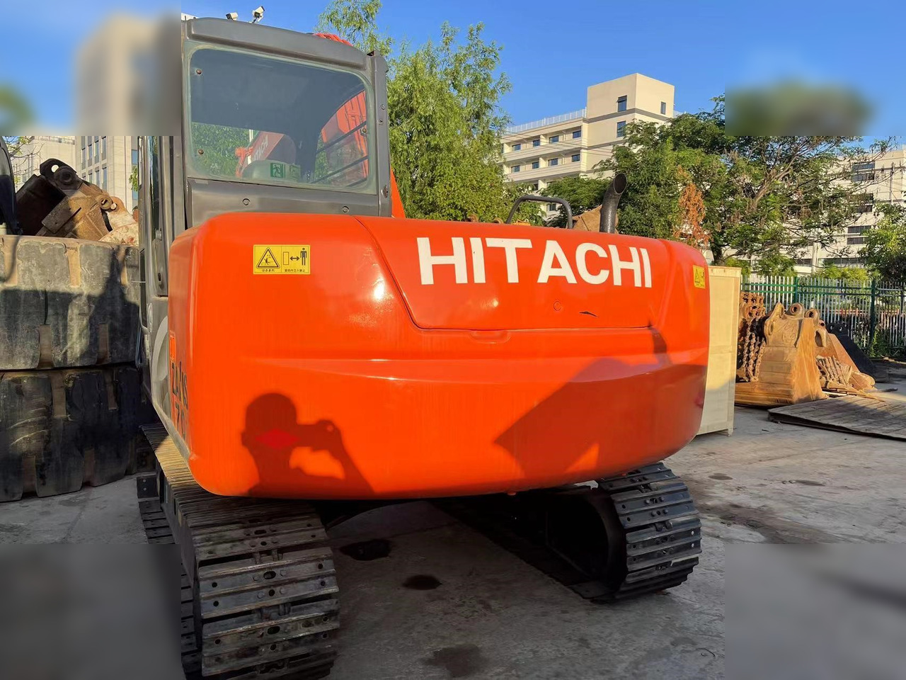 HITACHI ZX70 - Гусеничный экскаватор: фото 2 HITACHI ZX70 - Гусеничный экскаватор: фото 2