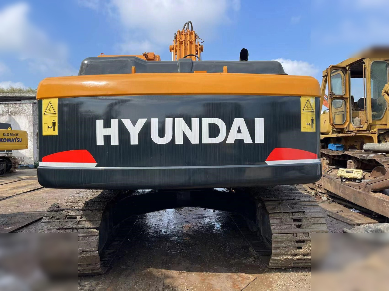 HYUNDAI ROBEX 220 LC-9S - Гусеничный экскаватор: фото 4 HYUNDAI ROBEX 220 LC-9S - Гусеничный экскаватор: фото 4