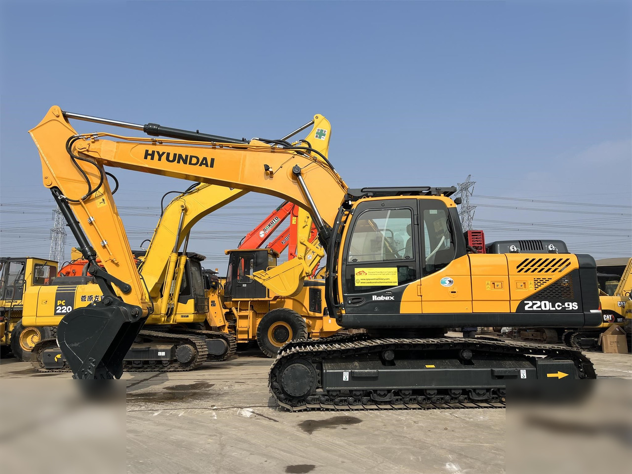 HYUNDAI ROBEX 220 LC-9S - Гусеничный экскаватор: фото 1 HYUNDAI ROBEX 220 LC-9S - Гусеничный экскаватор: фото 1