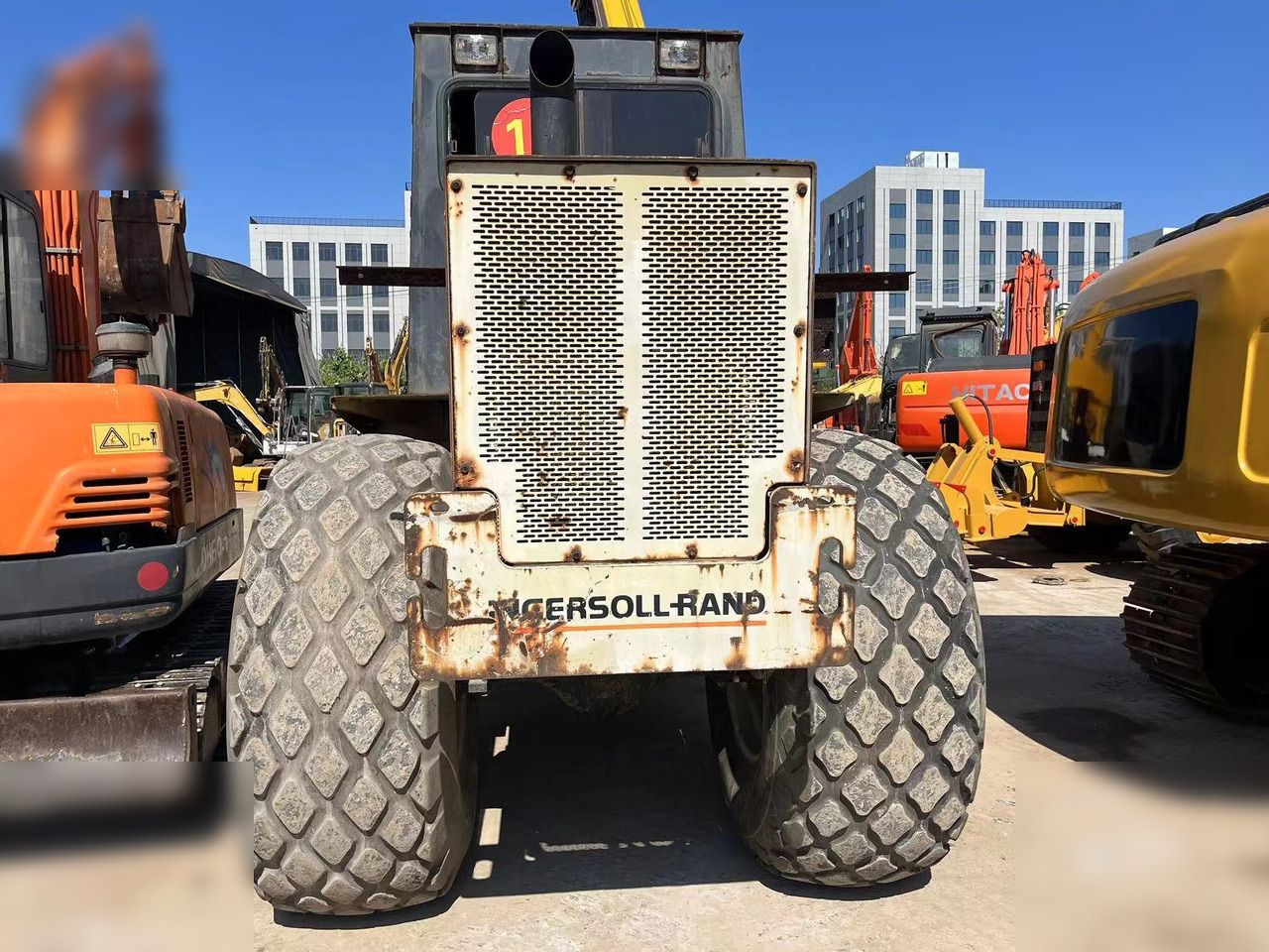 INGERSOLL-RAND SD100D - Каток: фото 5 INGERSOLL-RAND SD100D - Каток: фото 5