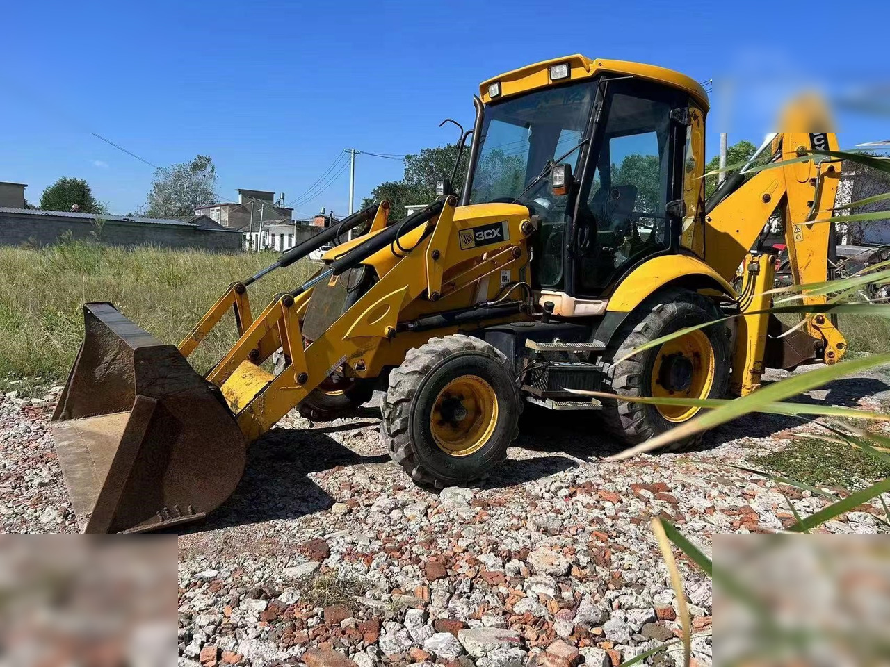JCB 3CX - Экскаватор-погрузчик: фото 1 JCB 3CX - Экскаватор-погрузчик: фото 1