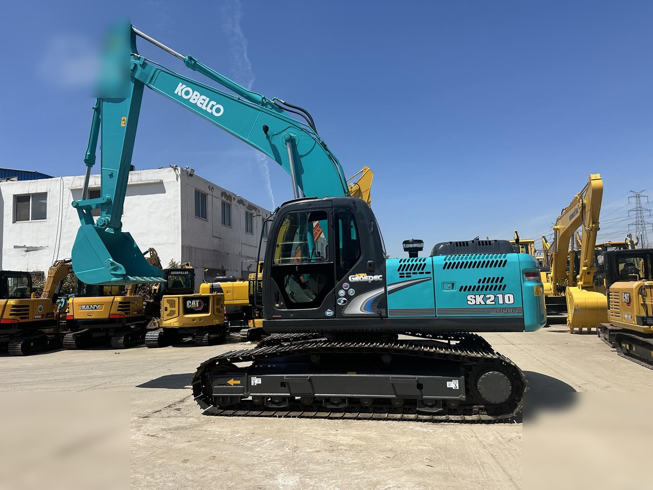 KOBELCO SK210 LC-8 - Гусеничный экскаватор: фото 1 KOBELCO SK210 LC-8 - Гусеничный экскаватор: фото 1