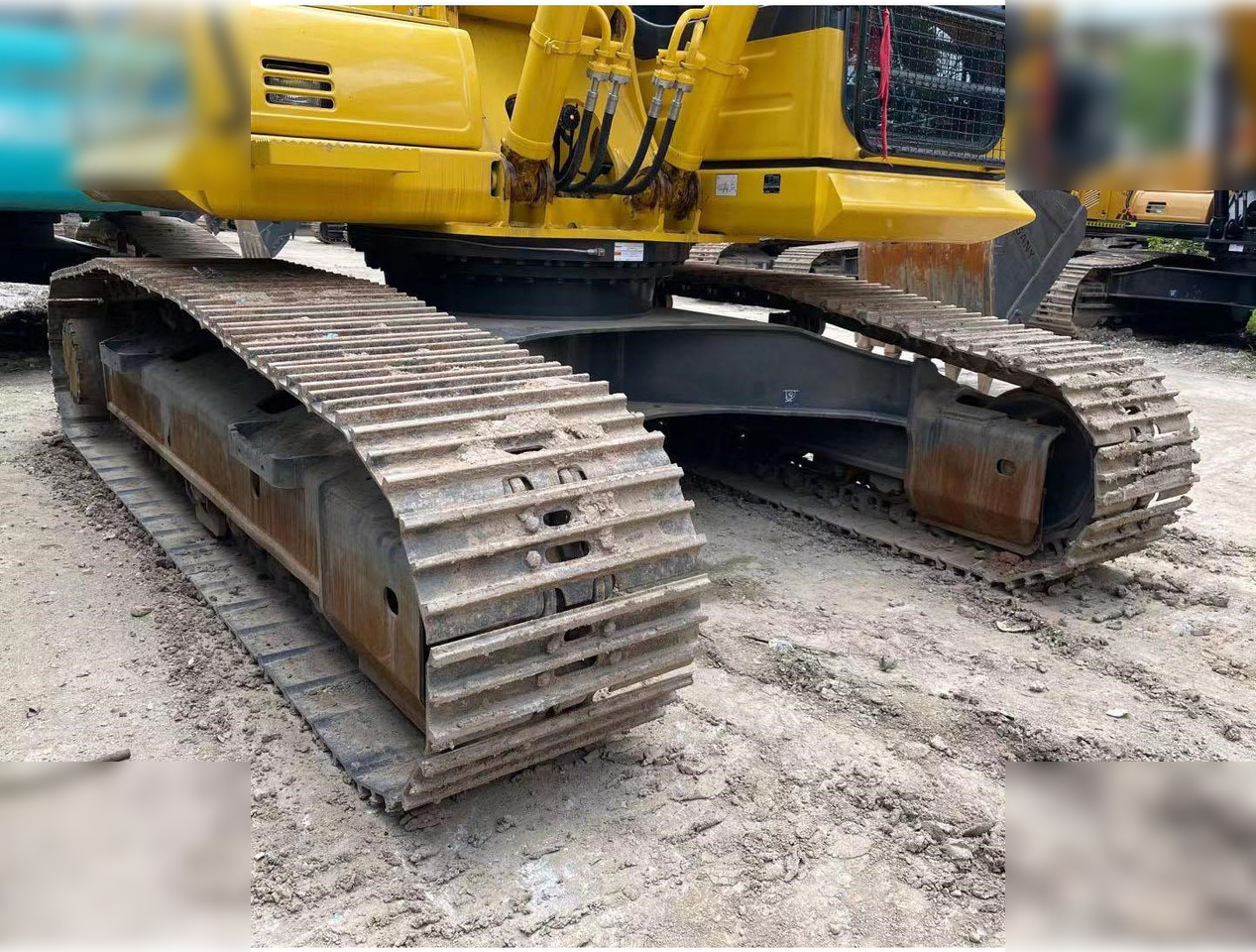 KOMATSU PC200-8 - Гусеничный экскаватор: фото 3 KOMATSU PC200-8 - Гусеничный экскаватор: фото 3