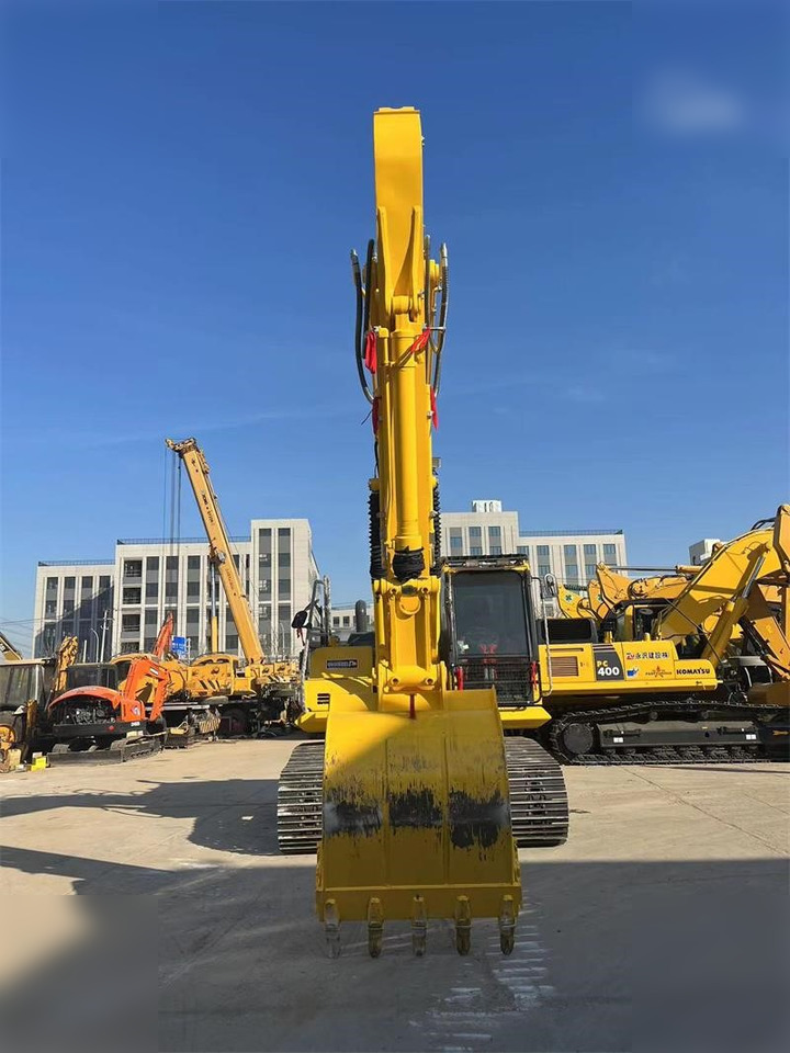 KOMATSU PC200-8N1 - Гусеничный экскаватор: фото 4 KOMATSU PC200-8N1 - Гусеничный экскаватор: фото 4