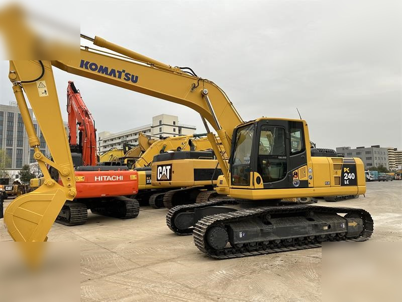 KOMATSU PC240 LC-8 - Гусеничный экскаватор: фото 4 KOMATSU PC240 LC-8 - Гусеничный экскаватор: фото 4