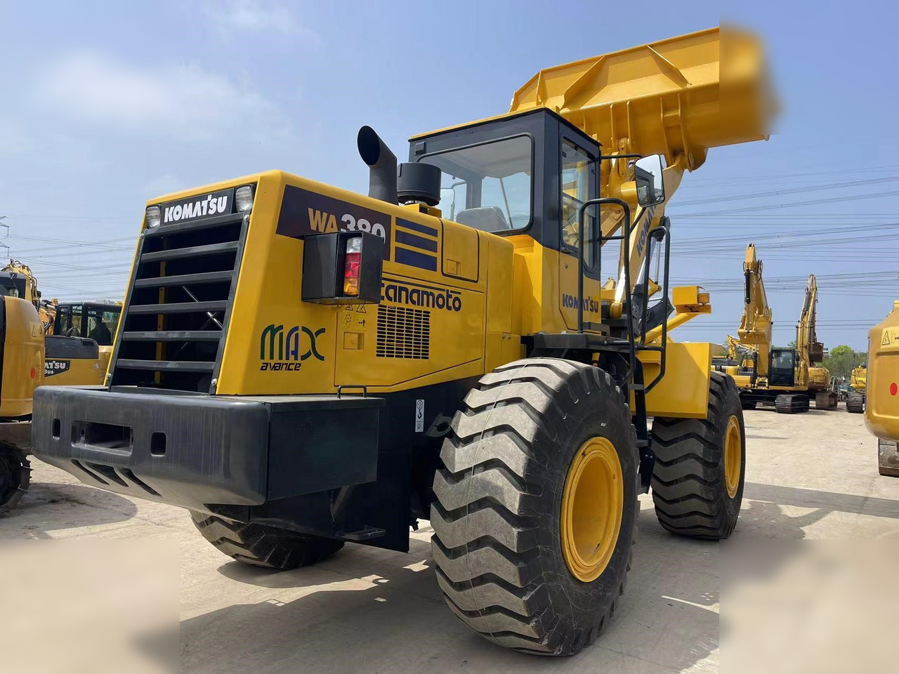 KOMATSU WA380-3 - Колёсный погрузчик: фото 2 KOMATSU WA380-3 - Колёсный погрузчик: фото 2