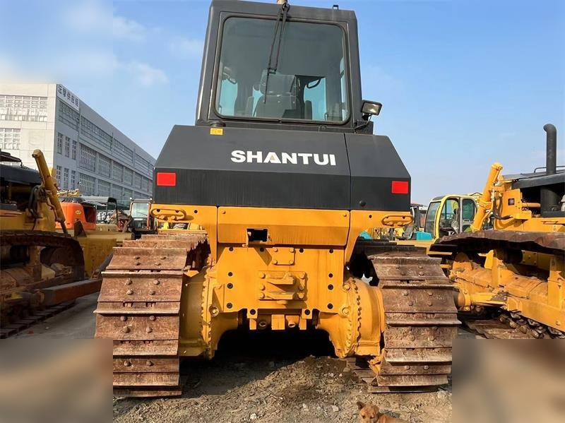 SHANTUI SD16 - Бульдозер: фото 3 SHANTUI SD16 - Бульдозер: фото 3
