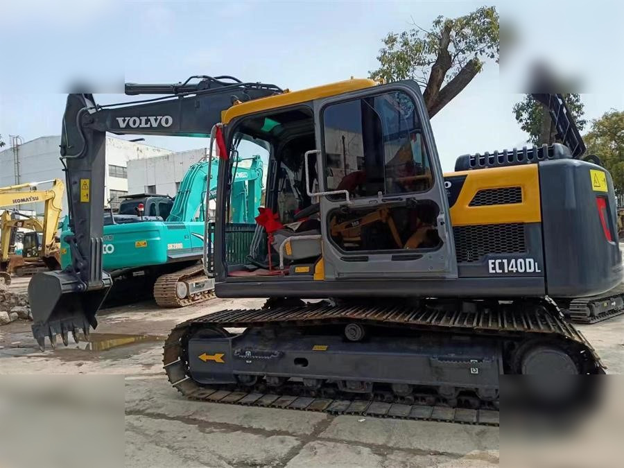 VOLVO EC140DL - Гусеничный экскаватор: фото 1 VOLVO EC140DL - Гусеничный экскаватор: фото 1
