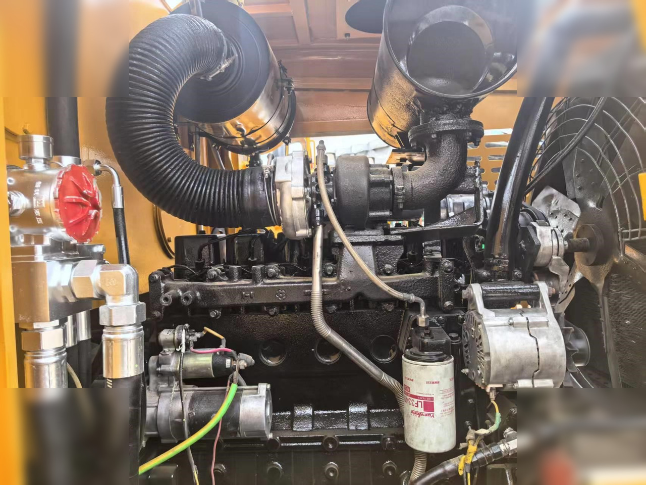 XCMG GR2153 - Грейдер: фото 5 XCMG GR2153 - Грейдер: фото 5