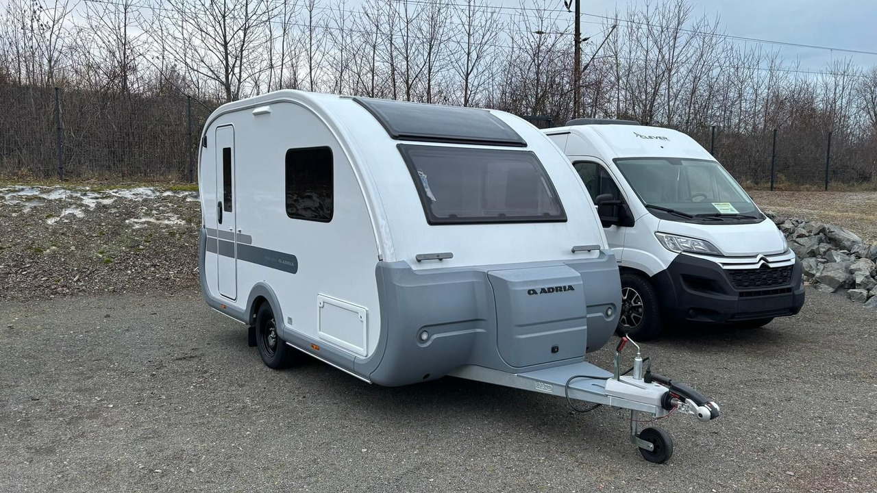 Adria Action 391 LH*1.500KG*EL.FB.-TEMP.*SCHWENK-TISCH - Прицеп дача: фото 2 Adria Action 391 LH*1.500KG*EL.FB.-TEMP.*SCHWENK-TISCH - Прицеп дача: фото 2