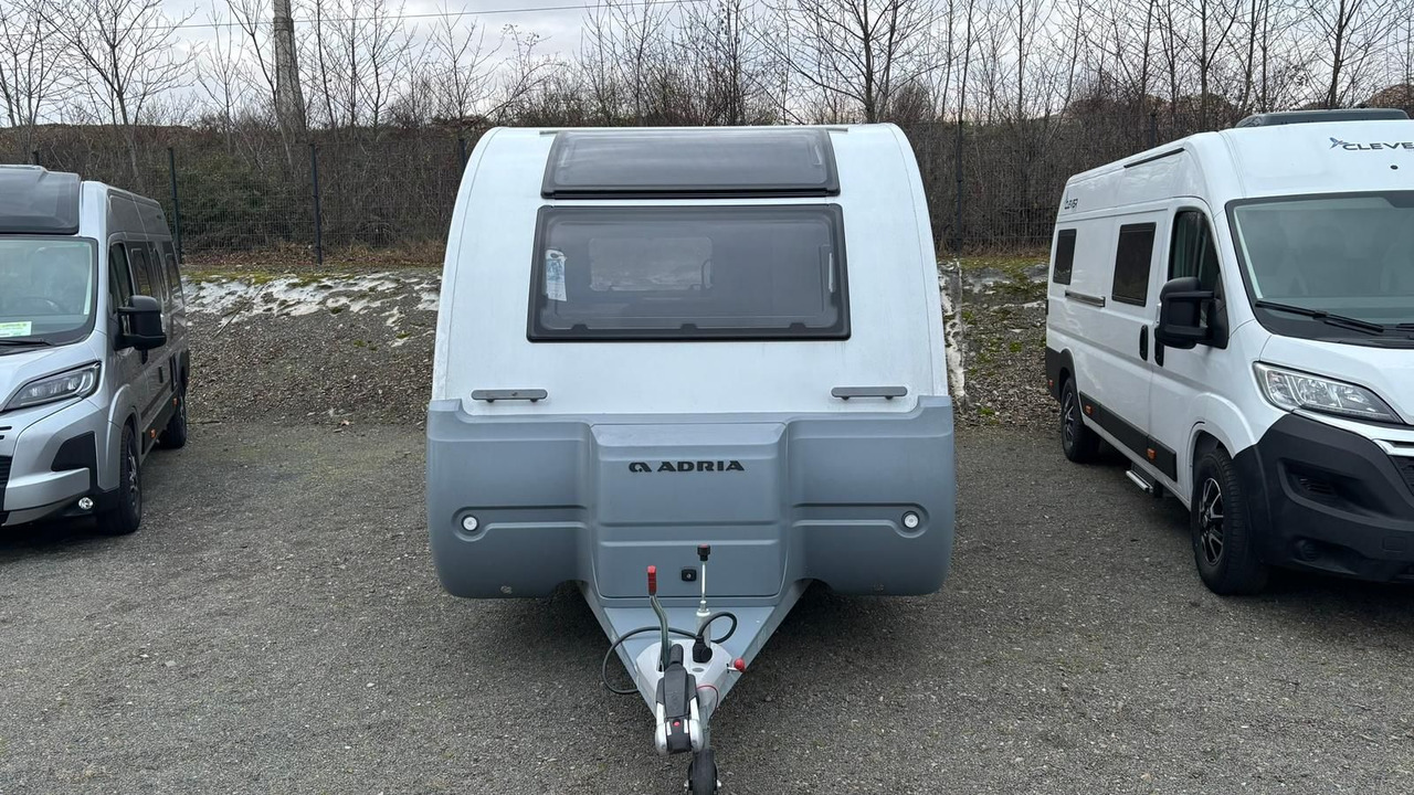 Adria Action 391 LH*1.500KG*EL.FB.-TEMP.*SCHWENK-TISCH - Прицеп дача: фото 3 Adria Action 391 LH*1.500KG*EL.FB.-TEMP.*SCHWENK-TISCH - Прицеп дача: фото 3