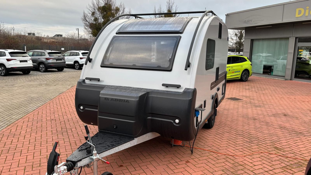 Adria Action 391 LH Sports*FUßBODEN-TEMP*SCHWENK-TISCH - Прицеп дача: фото 2 Adria Action 391 LH Sports*FUßBODEN-TEMP*SCHWENK-TISCH - Прицеп дача: фото 2