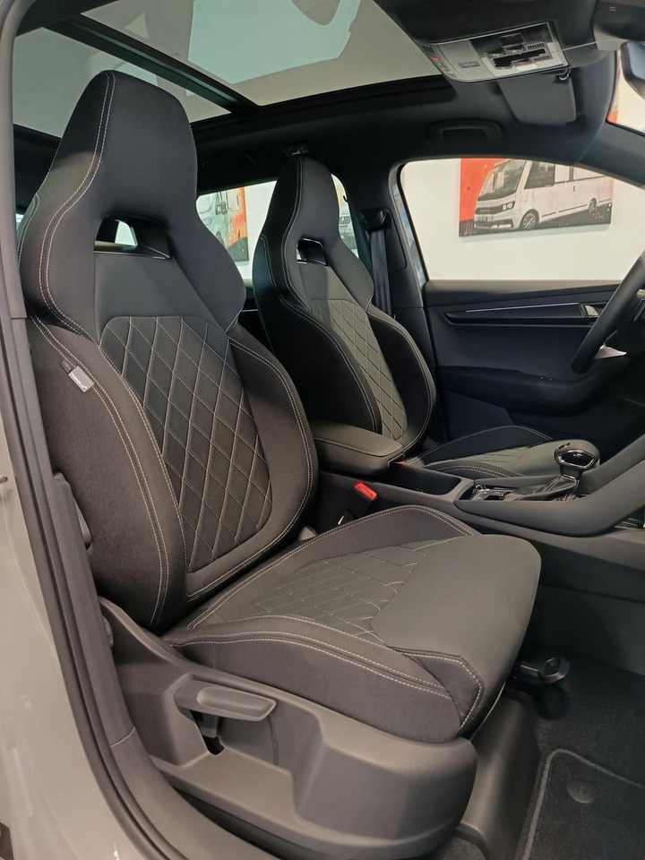 Внедорожник Skoda Karoq Sportline 1,5 TSI DSG*AHK*PSD*STD.HZG*NAVI: фото 22