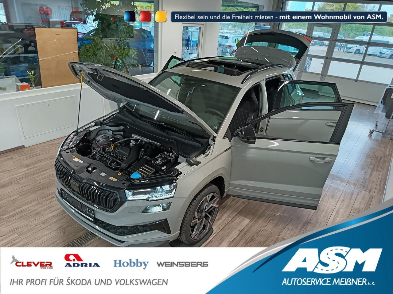 Skoda Karoq Sportline 1,5 TSI DSG*AHK*PSD*STD.HZG*NAVI - Внедорожник: фото 1 Skoda Karoq Sportline 1,5 TSI DSG*AHK*PSD*STD.HZG*NAVI - Внедорожник: фото 1