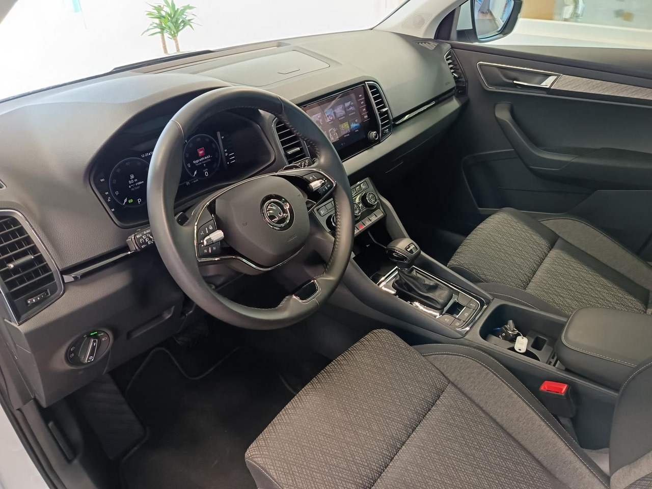 Внедорожник Skoda Karoq Style 1,5TSI DSG*AHK-VORBER*NAVI*LED*R-KAM: фото 20 Внедорожник Skoda Karoq Style 1,5TSI DSG*AHK-VORBER*NAVI*LED*R-KAM: фото 20