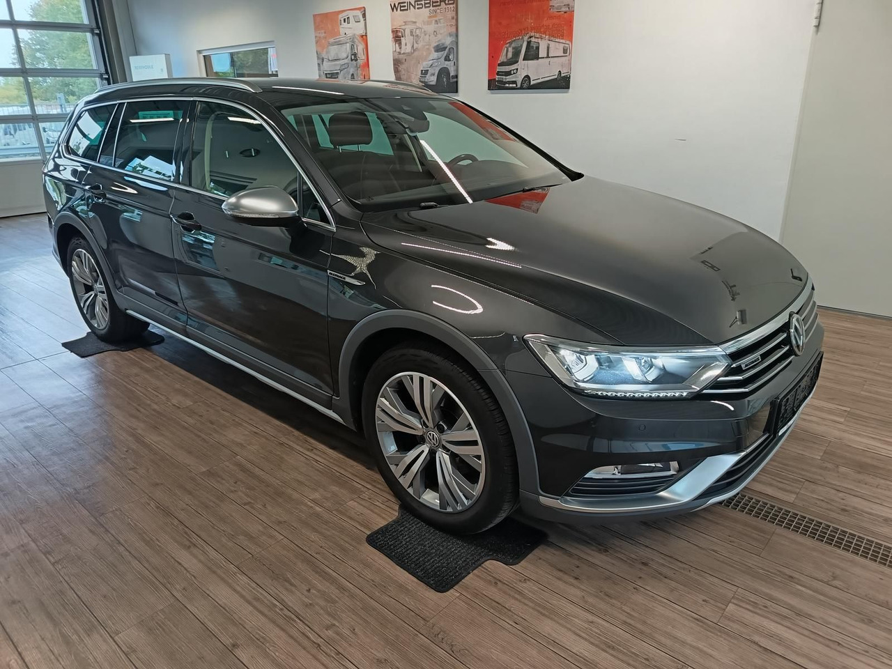 Volkswagen Passat Alltrack 2,0TDI DSG 4x4*360°*NAVI*ACC*LED - Универсал: фото 3 Volkswagen Passat Alltrack 2,0TDI DSG 4x4*360°*NAVI*ACC*LED - Универсал: фото 3