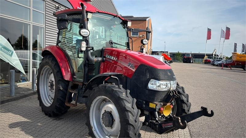Case IH Farmall 95C Farmall 95C - Трактор: фото 3 Case IH Farmall 95C Farmall 95C - Трактор: фото 3