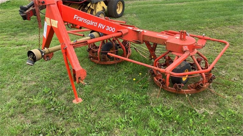 Fransgård RV 300 - Сеноворошилка: фото 1 Fransgård RV 300 - Сеноворошилка: фото 1