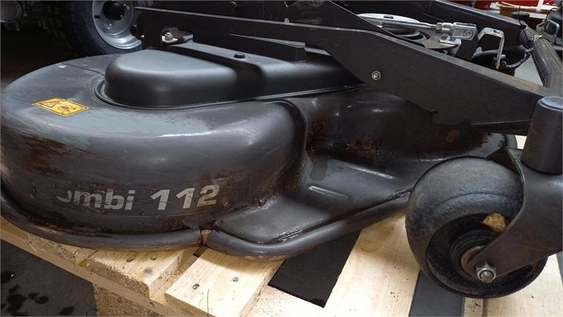 Husqvarna COMBI 112 300SERIE 9671885-01 - Газонокосилка: фото 3 Husqvarna COMBI 112 300SERIE 9671885-01 - Газонокосилка: фото 3