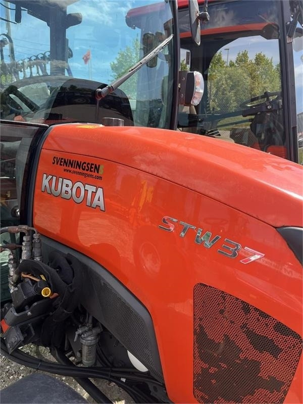 Kubota STW37 - Коммунальный трактор: фото 5 Kubota STW37 - Коммунальный трактор: фото 5