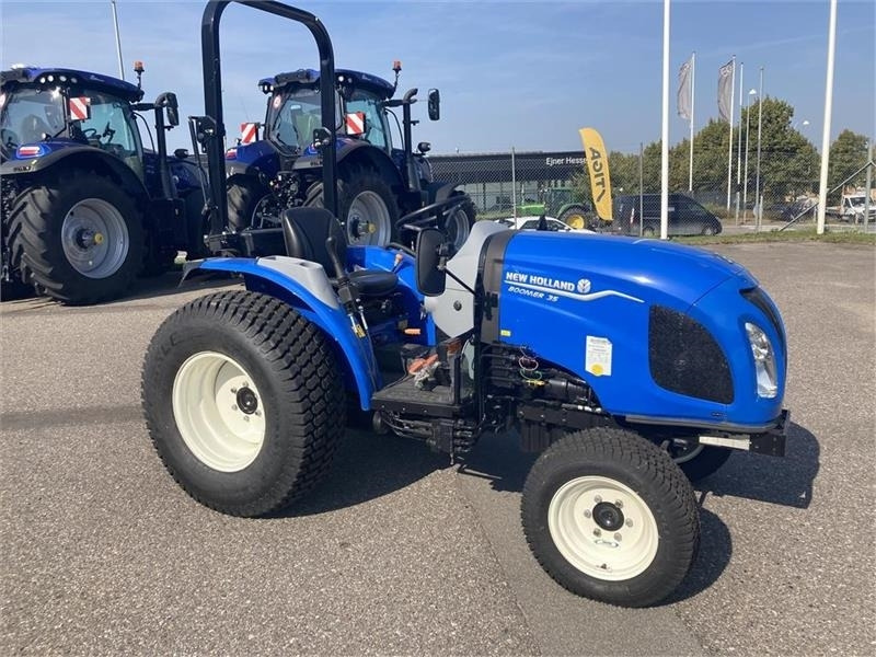 New Holland BOOMER 35 HST - Коммунальный трактор: фото 1 New Holland BOOMER 35 HST - Коммунальный трактор: фото 1