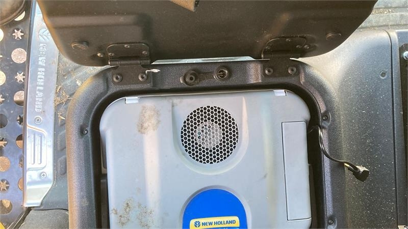 New Holland CX 8.70 SLH - Зерноуборочный комбайн: фото 5 New Holland CX 8.70 SLH - Зерноуборочный комбайн: фото 5