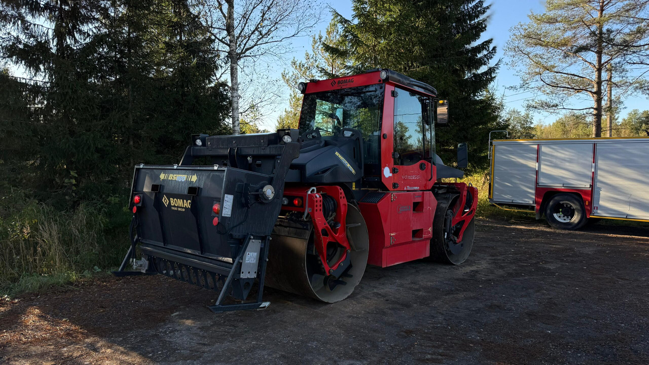BOMAG BW 174 AP-41 AM - Дорожный каток: фото 4 BOMAG BW 174 AP-41 AM - Дорожный каток: фото 4