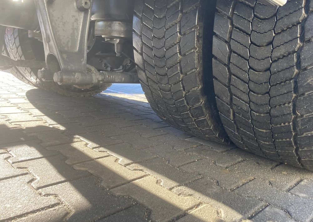 DAF Daf LF 18.280 chłodnia izoterma 22 palety - Рефрижератор: фото 4 DAF Daf LF 18.280 chłodnia izoterma 22 palety - Рефрижератор: фото 4