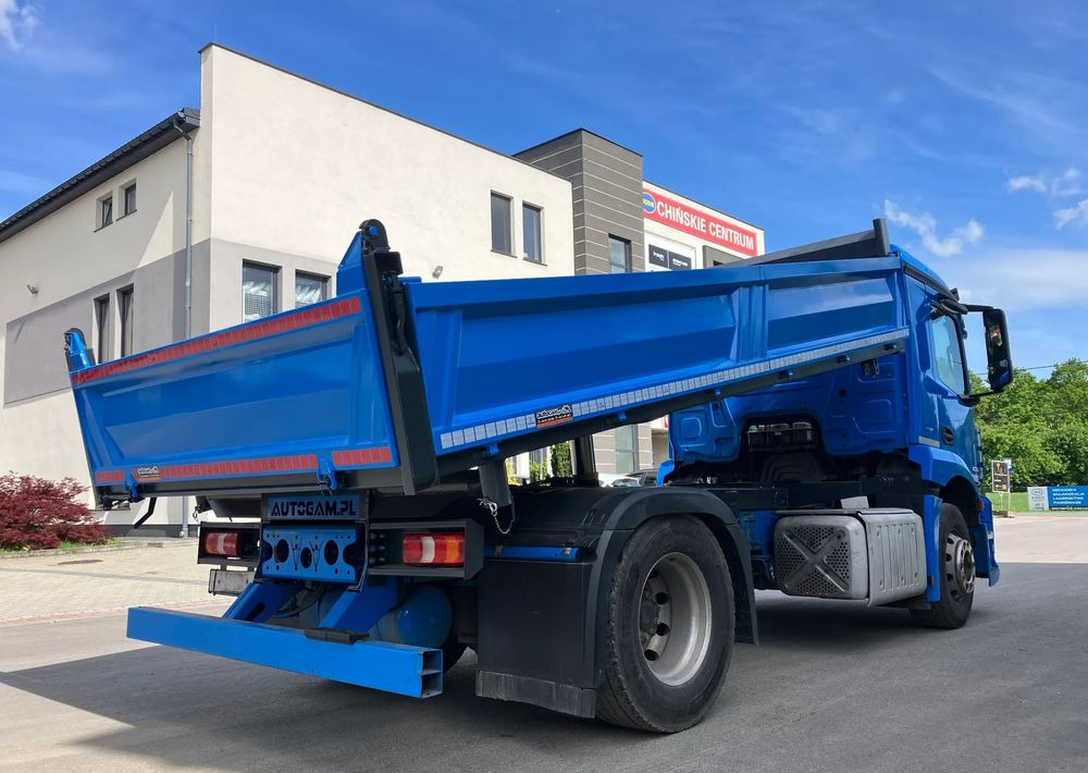 Mercedes-Benz ANTOS 1830 solidny kiper wywrotka blokada mostu - Самосвал: фото 5 Mercedes-Benz ANTOS 1830 solidny kiper wywrotka blokada mostu - Самосвал: фото 5