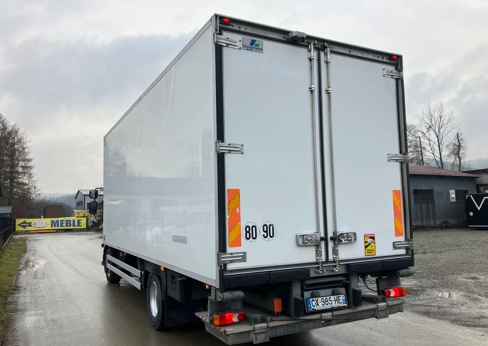 Renault Renault Midlum 220chłodnia izoterma - Рефрижератор: фото 4 Renault Renault Midlum 220chłodnia izoterma - Рефрижератор: фото 4