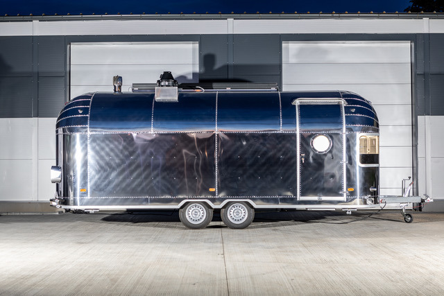 Airstream Style Mirage IN STOCK Mirage - Торговый прицеп: фото 4 Airstream Style Mirage IN STOCK Mirage - Торговый прицеп: фото 4