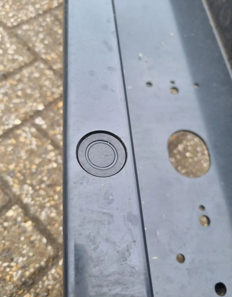 IVECO DAILY BELKA ZDERZAK TYŁ PARKTRONIC NOWY - Кузов и экстерьер: фото 4 IVECO DAILY BELKA ZDERZAK TYŁ PARKTRONIC NOWY - Кузов и экстерьер: фото 4