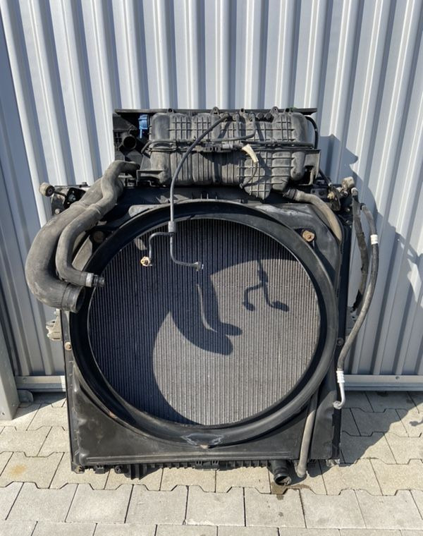 Komplet chłodnic MAN TGX euro 6 chłodnice 90 cm - Радиатор для Грузовиков: фото 1 Komplet chłodnic MAN TGX euro 6 chłodnice 90 cm - Радиатор для Грузовиков: фото 1