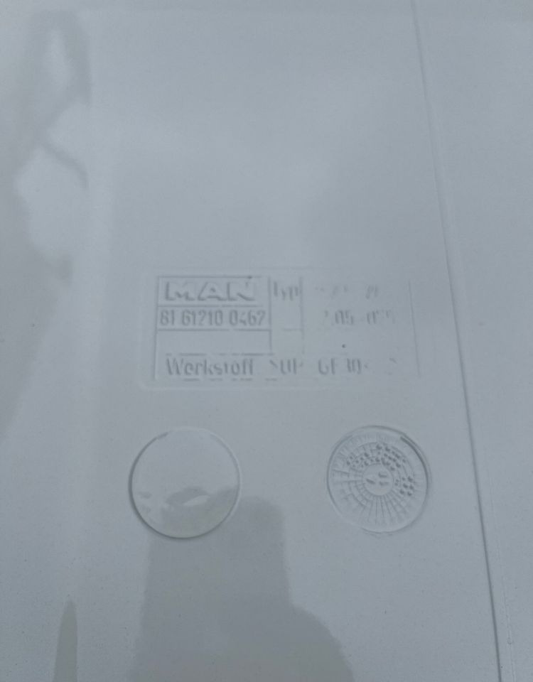 NOWY Błotnik MAN TGX euro 6 chlapacz biały - Крыло для Грузовиков: фото 3 NOWY Błotnik MAN TGX euro 6 chlapacz biały - Крыло для Грузовиков: фото 3